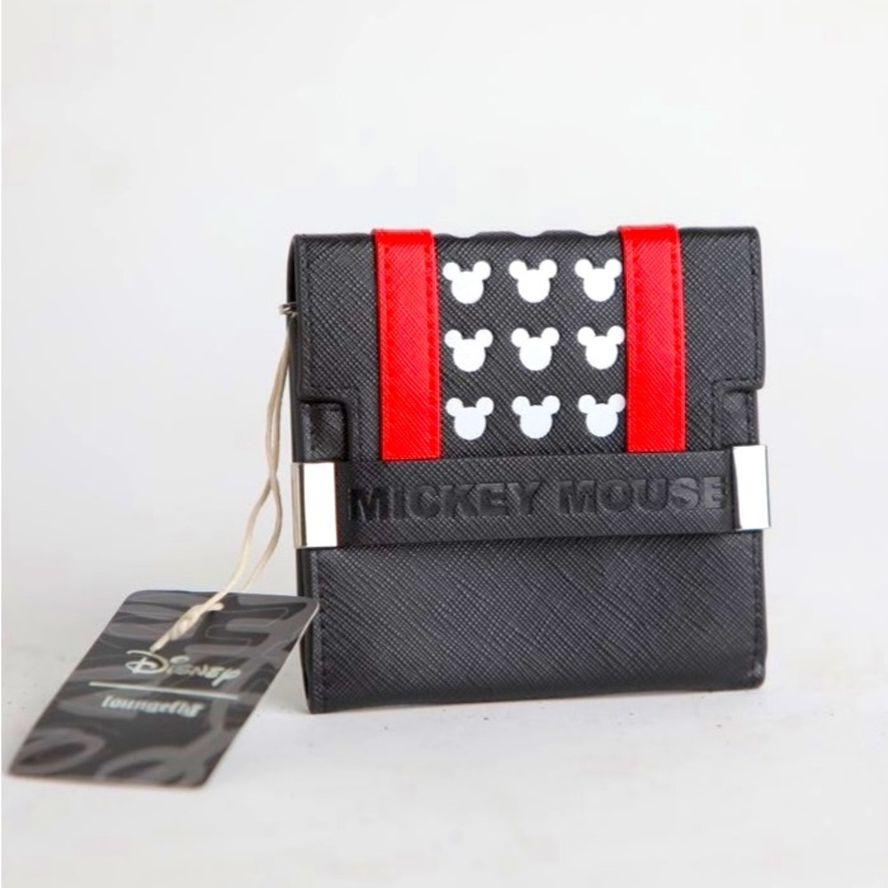 NWT‎ Disney Loungefly Mickey Mouse Wallet